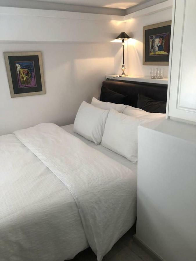 Anemomilos Jacuzzi Suite Corfu  Exterior foto