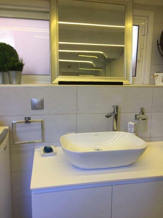 Anemomilos Jacuzzi Suite Corfu  Exterior foto