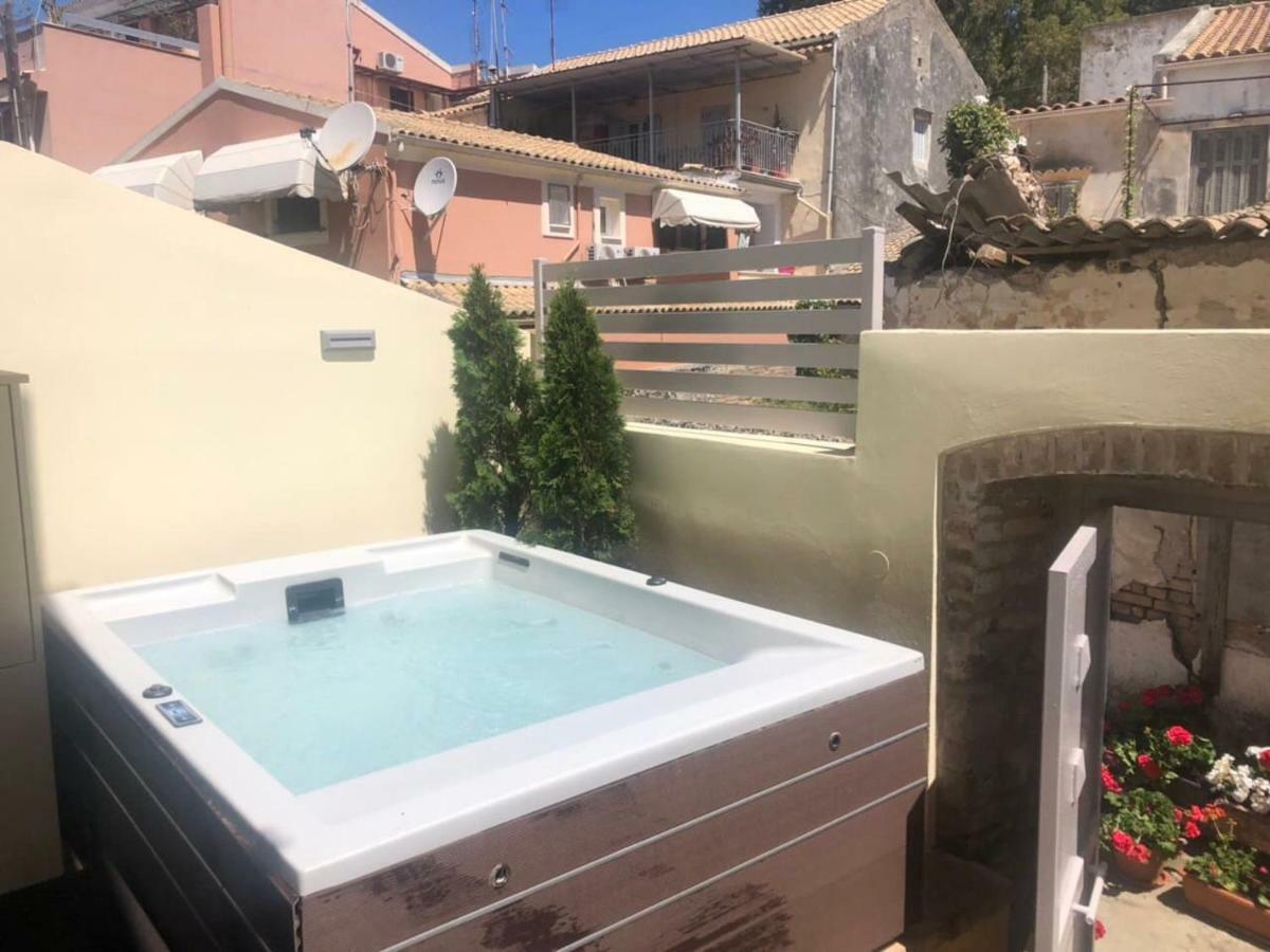 Anemomilos Jacuzzi Suite Corfu  Exterior foto