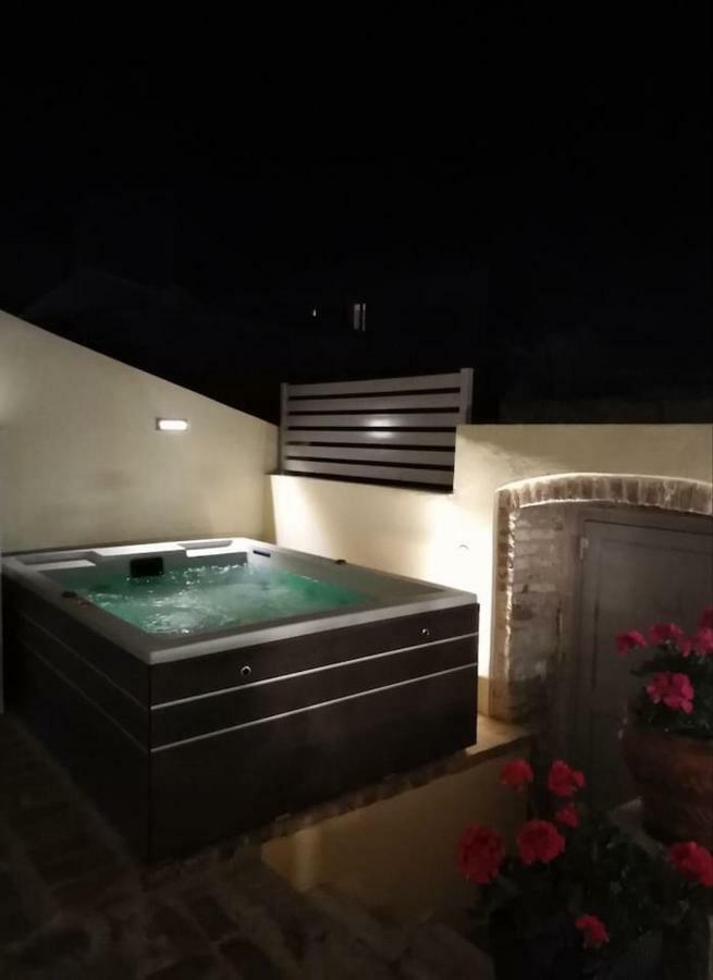 Anemomilos Jacuzzi Suite Corfu  Exterior foto