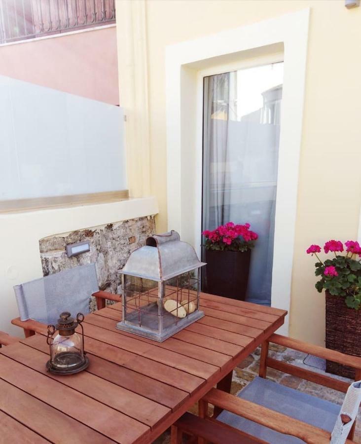 Anemomilos Jacuzzi Suite Corfu  Exterior foto